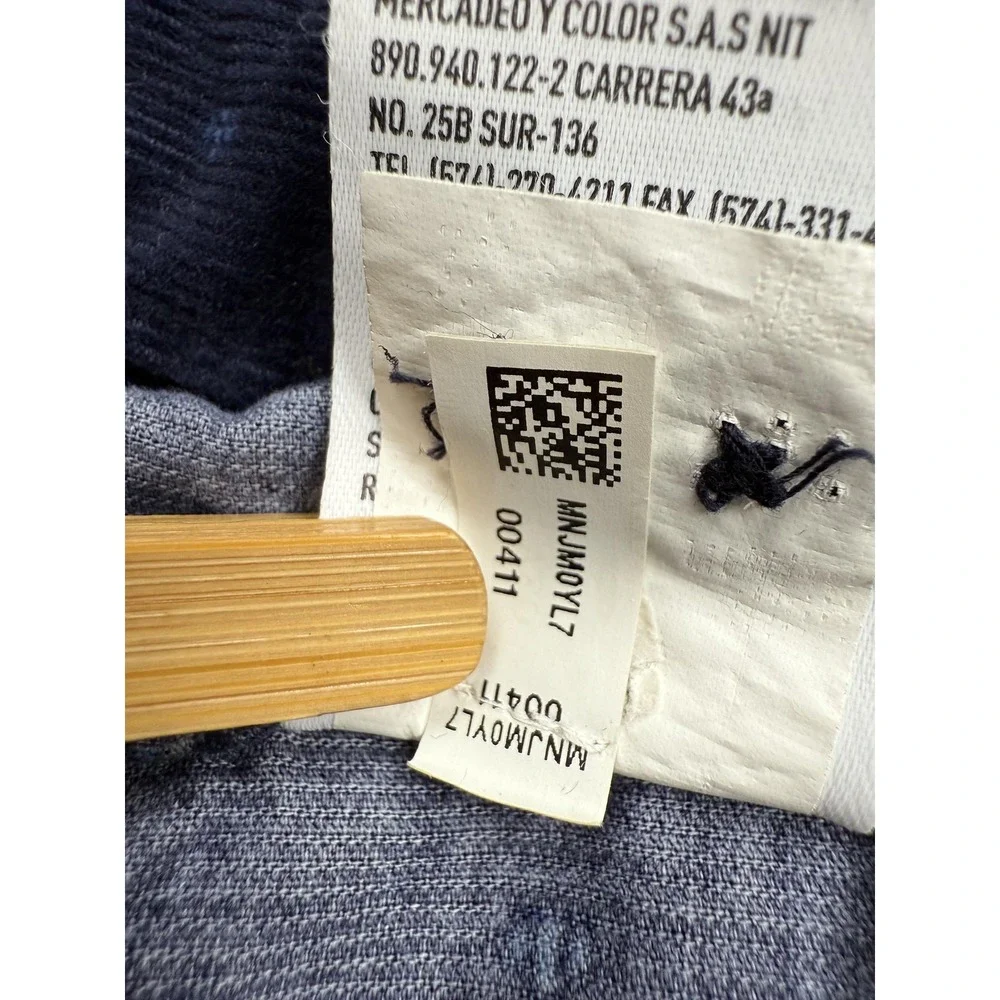 American Eagle Shirt Mens Large Medallion Print Corduroy Button Down Classic Fit